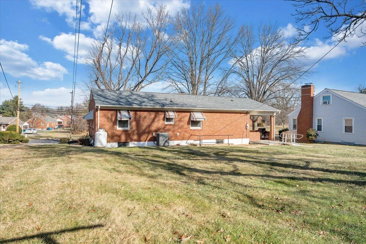 3808 Cove RD - Photo 33