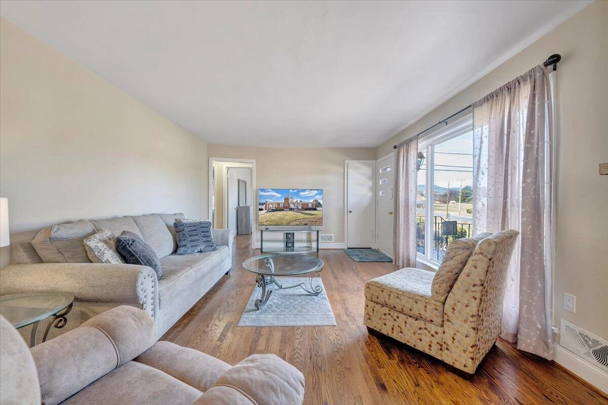 3808 Cove RD - Photo 12