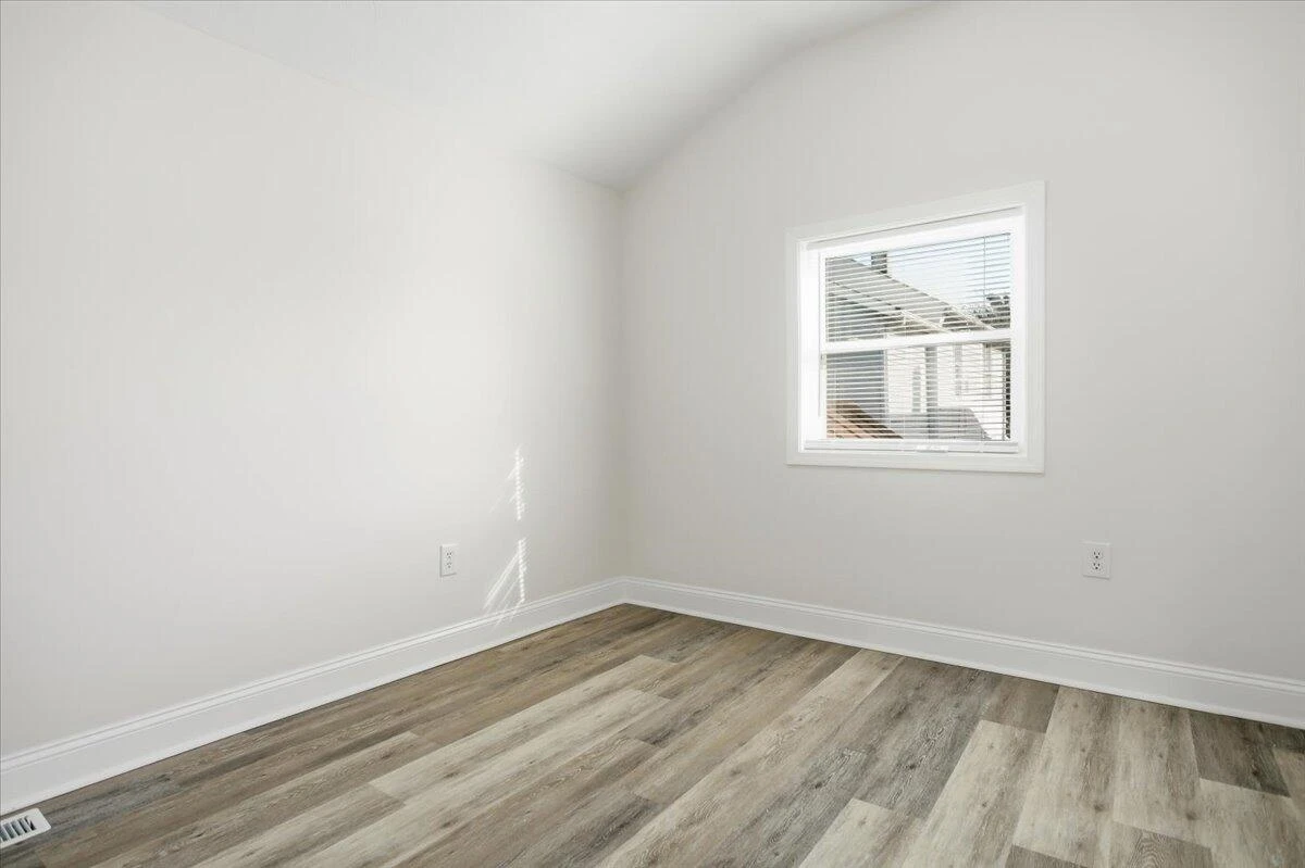 509 Patton AVE - Photo 18