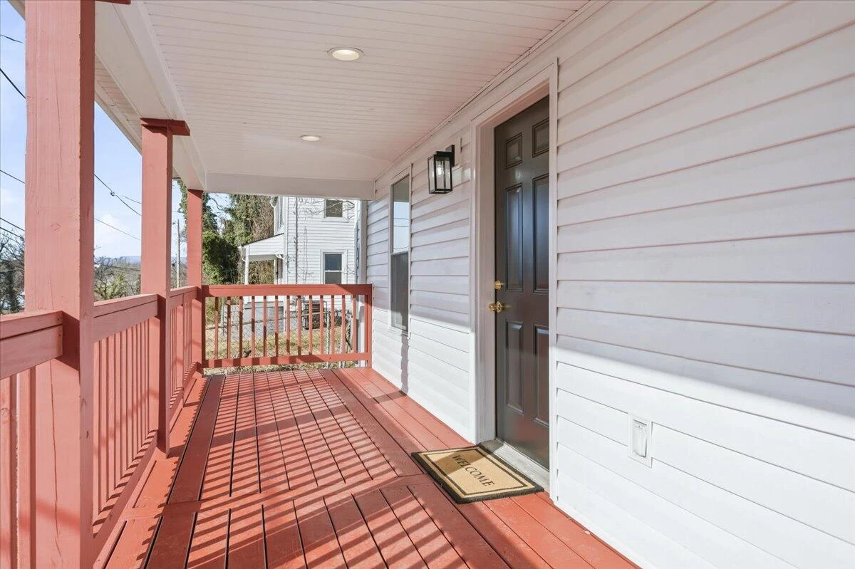 509 Patton AVE - Photo 2