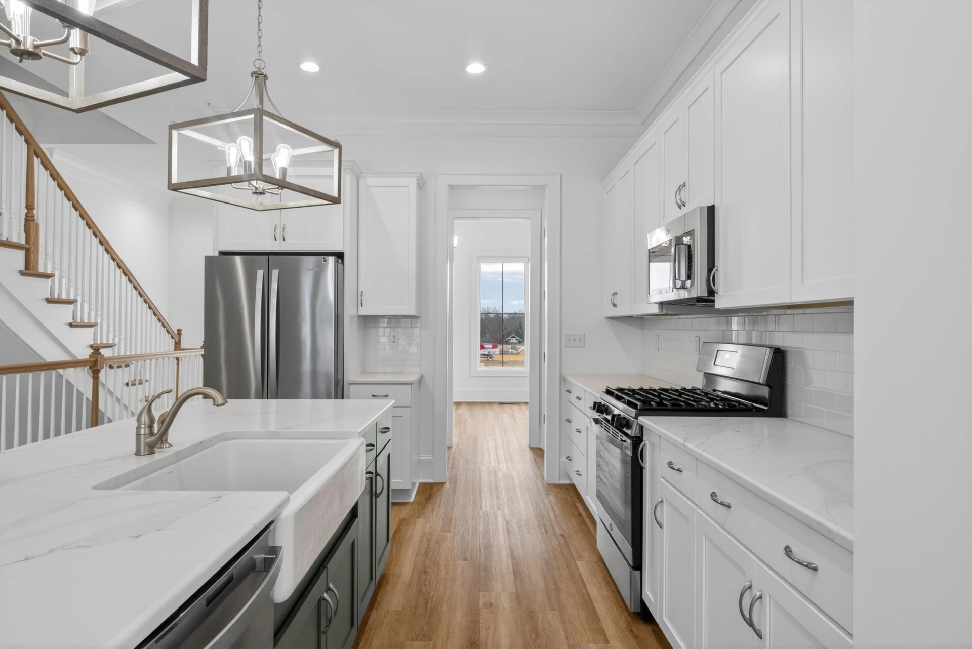 520 Belvedere AVE - Photo 14