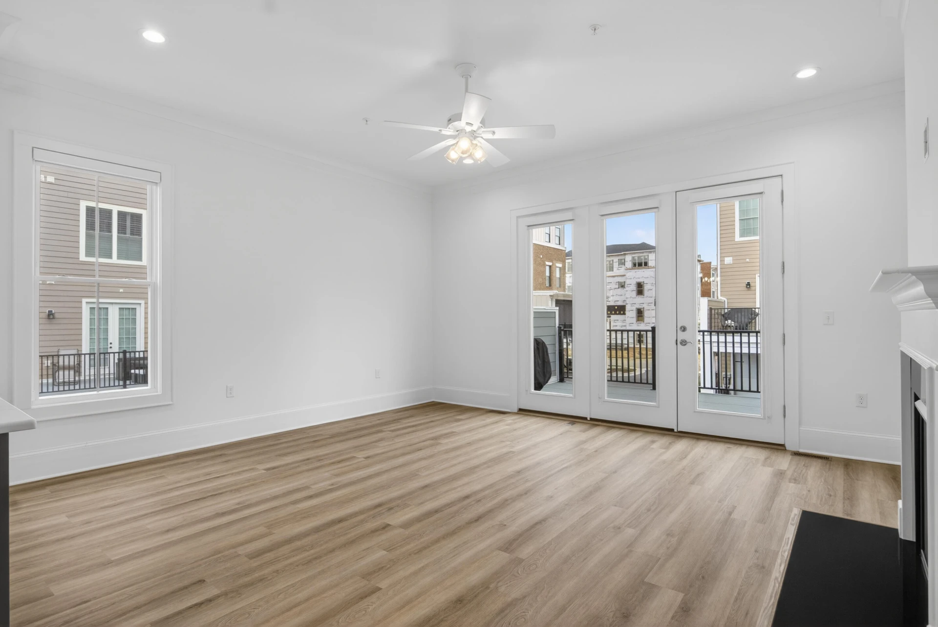 520 Belvedere AVE - Photo 24