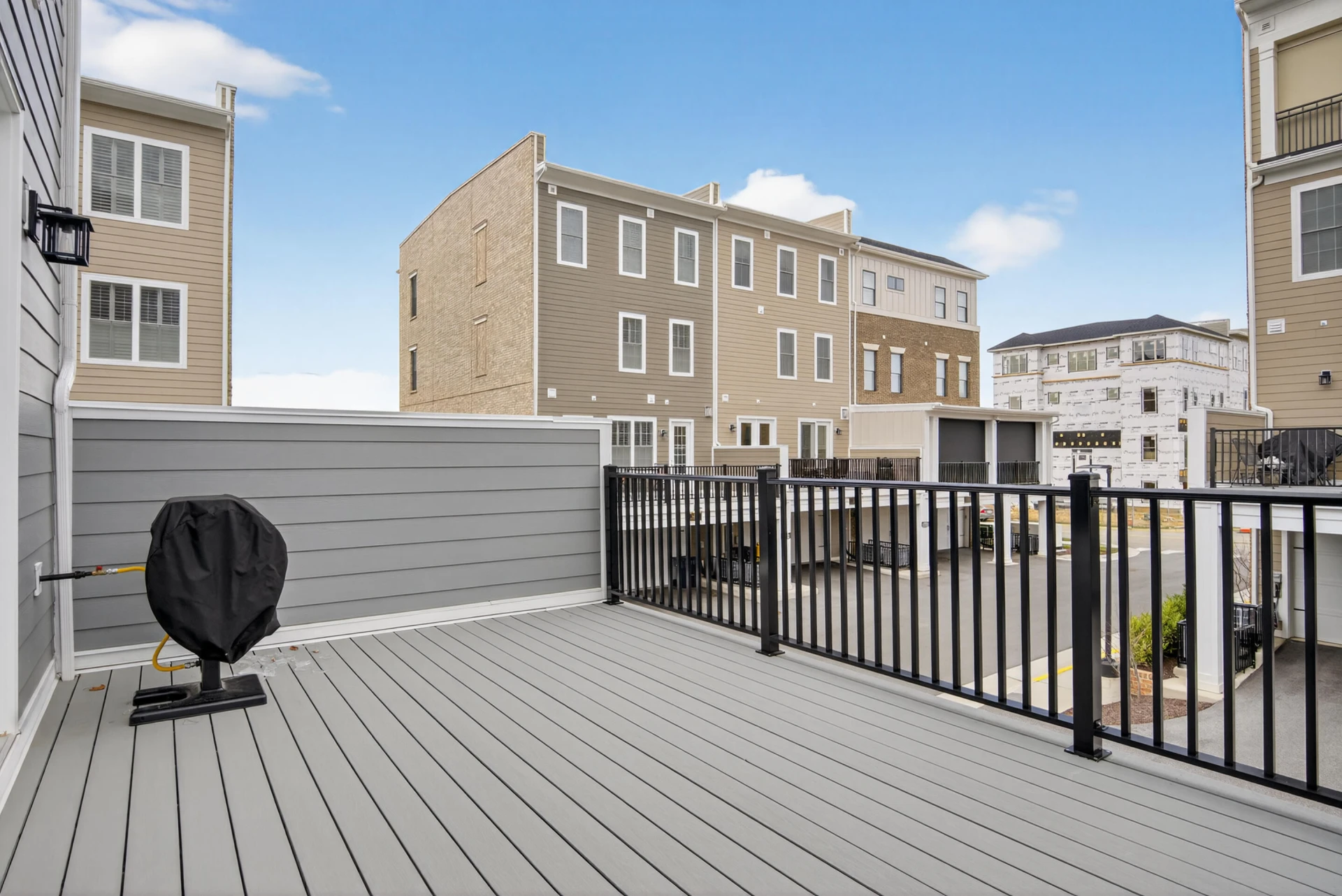 520 Belvedere AVE - Photo 26
