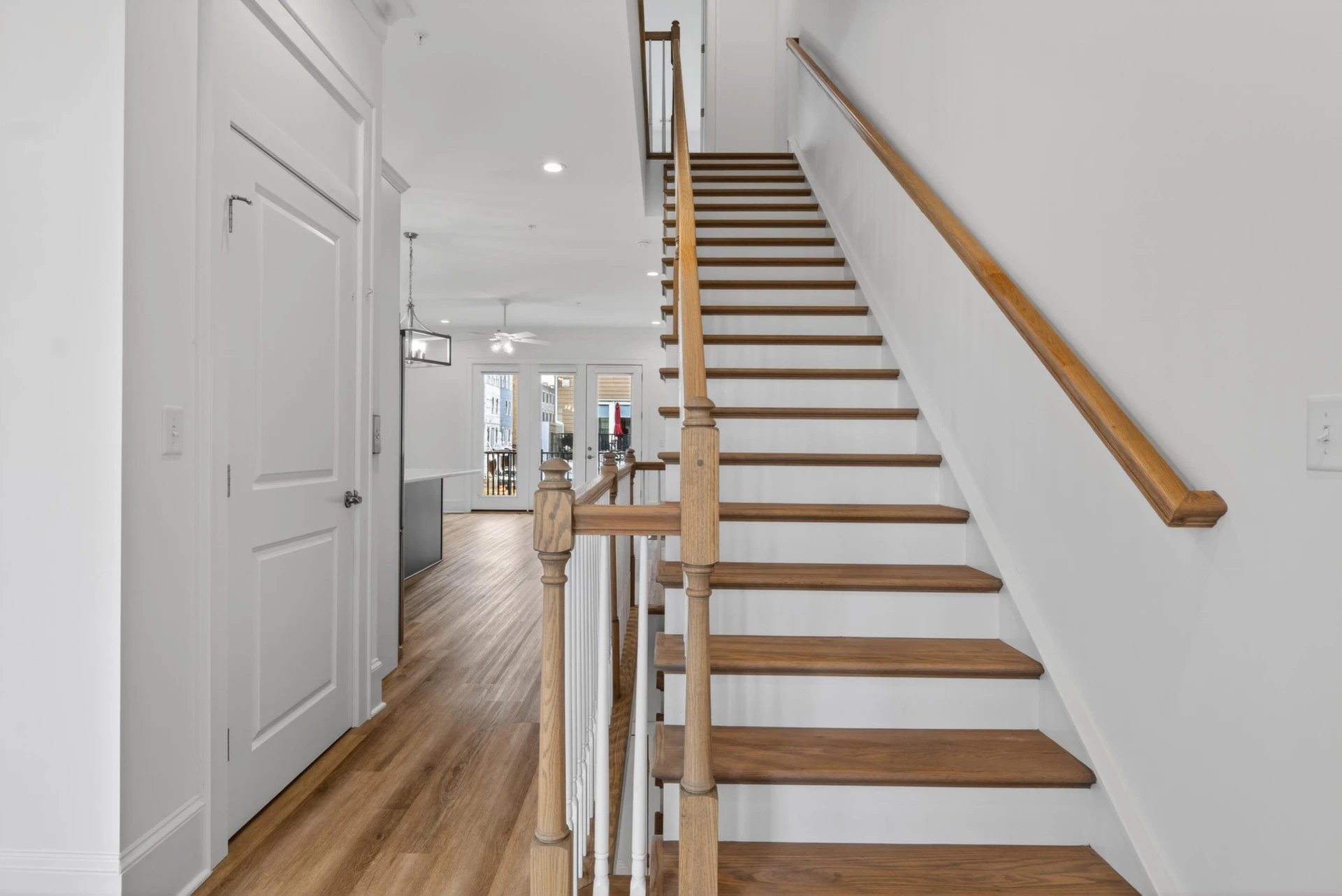520 Belvedere AVE - Photo 28