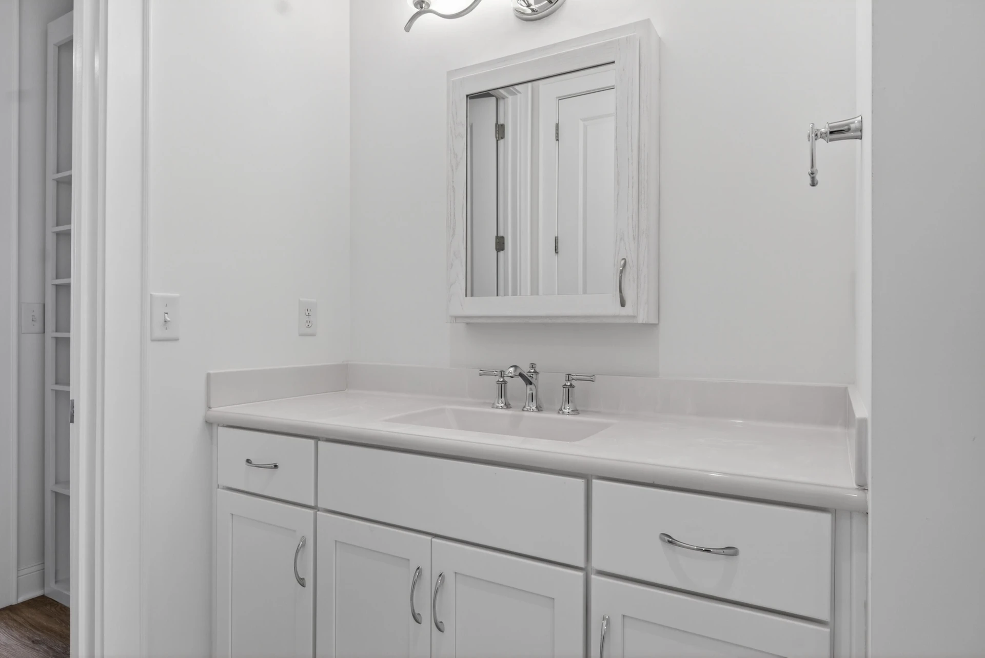 520 Belvedere AVE - Photo 32
