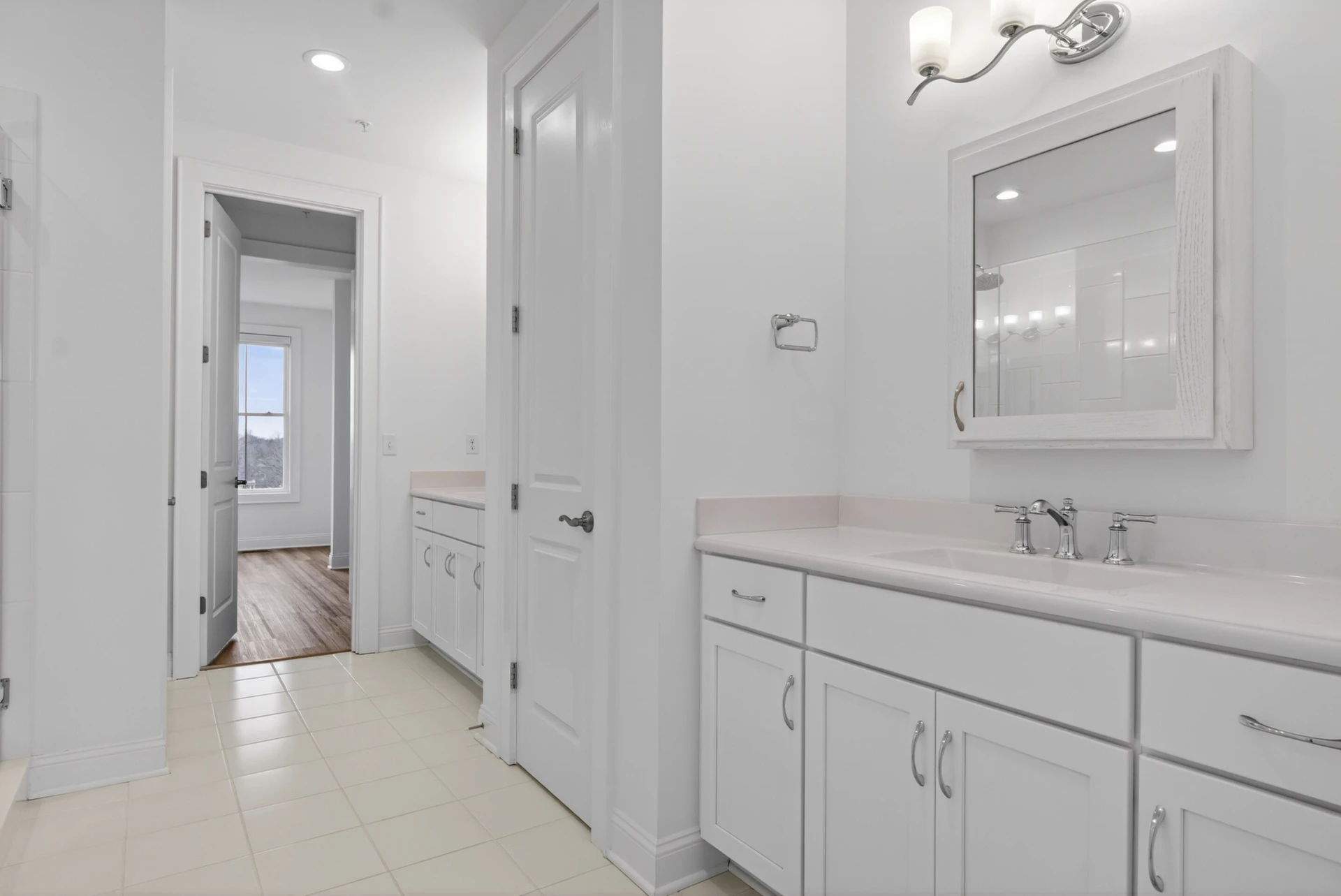 520 Belvedere AVE - Photo 35