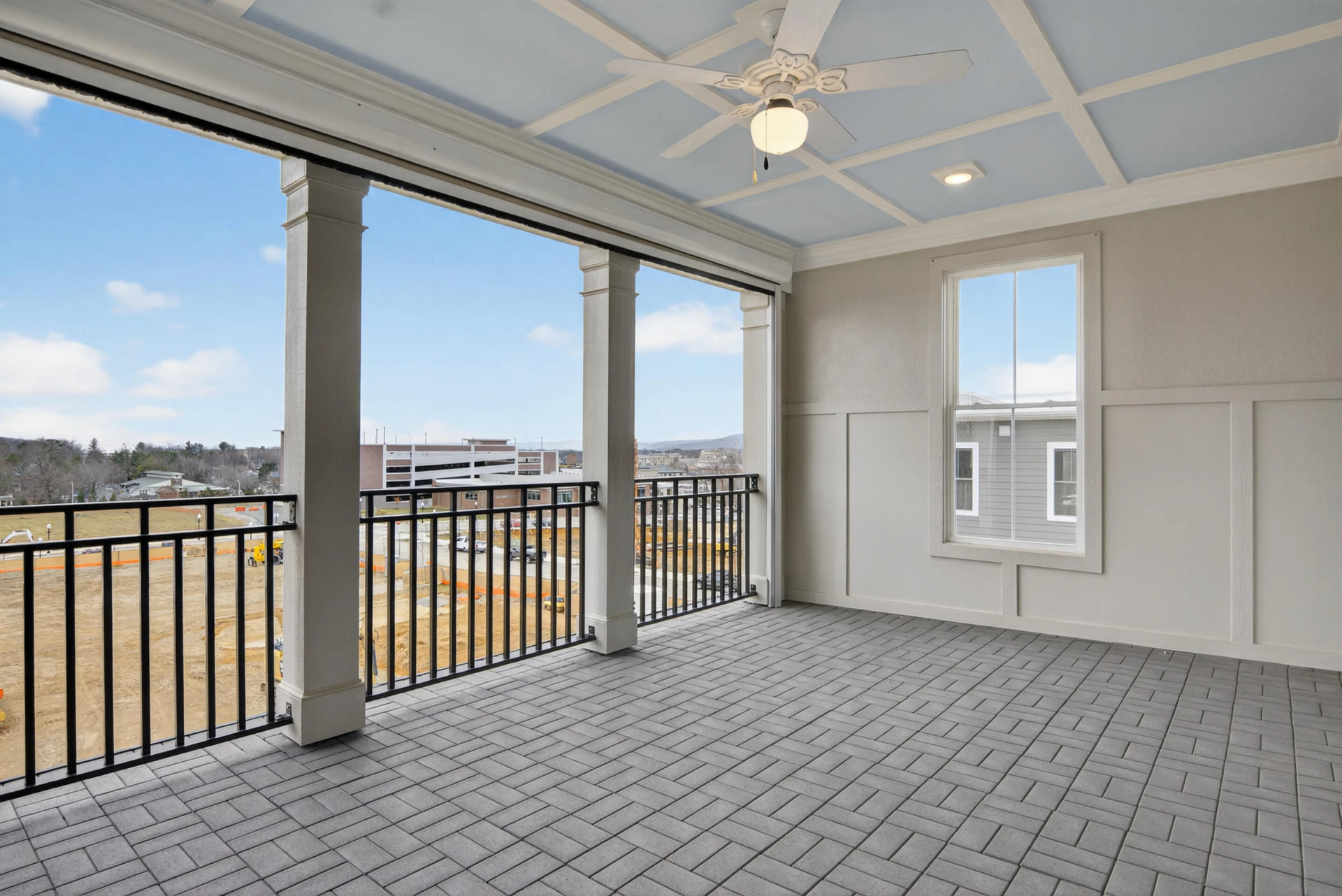 520 Belvedere AVE - Photo 44