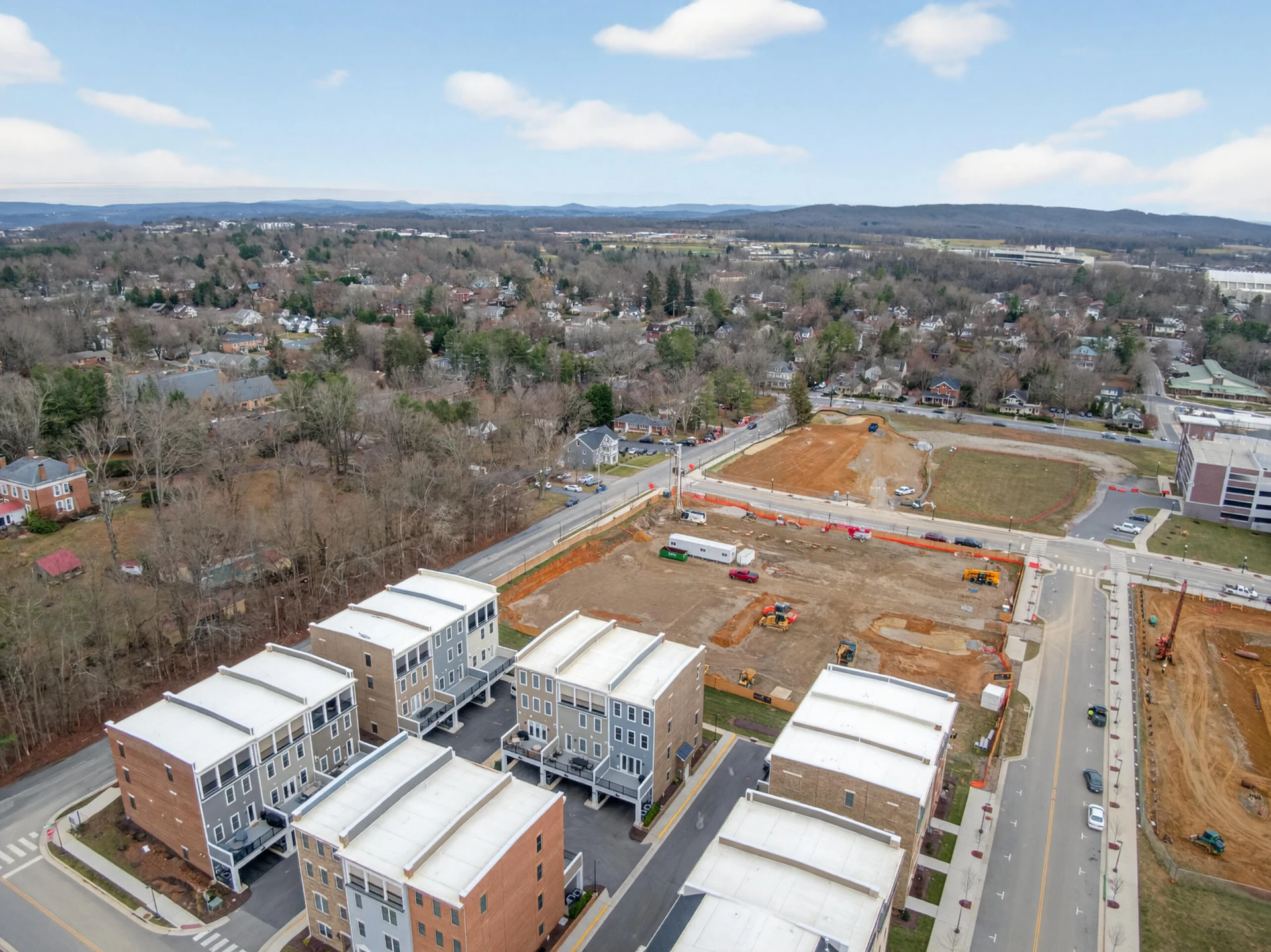 520 Belvedere AVE - Photo 59