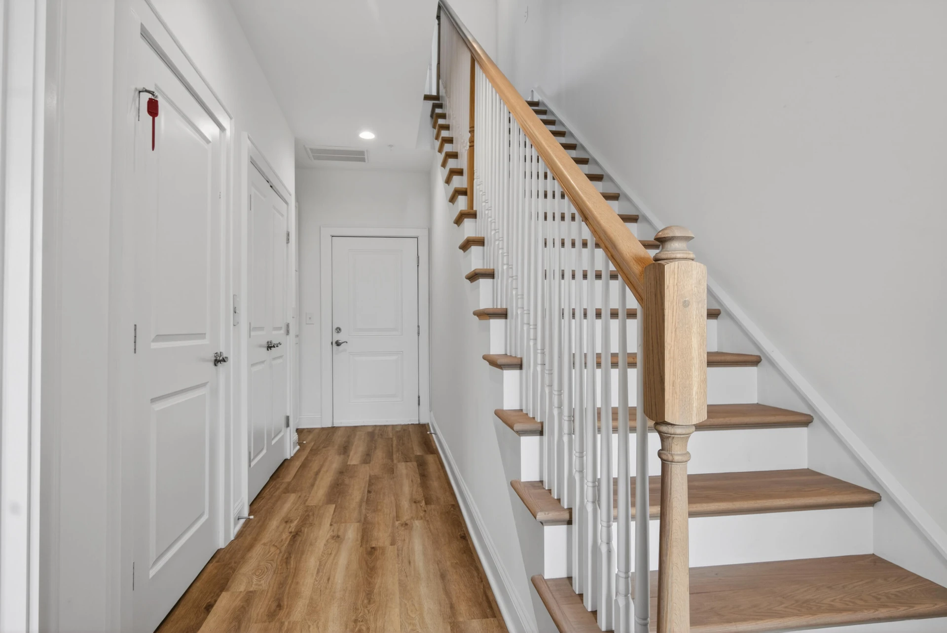 520 Belvedere AVE - Photo 9