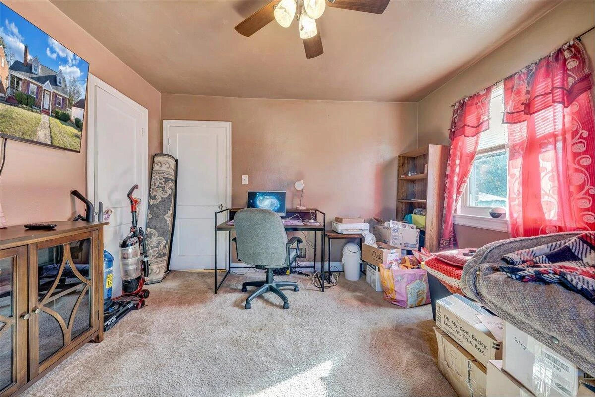 2913 Ravenwood AVE - Photo 13