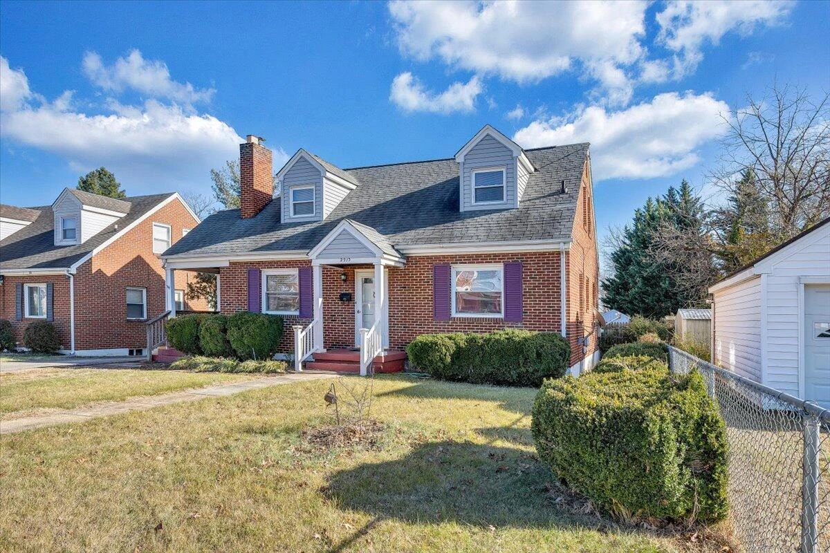 2913 Ravenwood AVE - Photo 38
