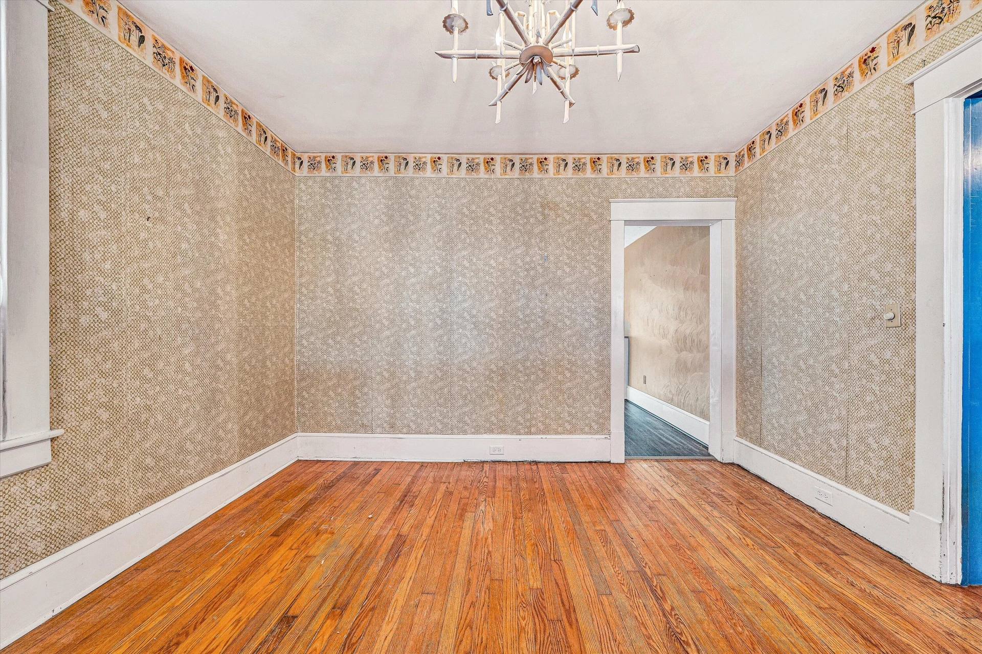 1844 Blenheim RD - Photo 10