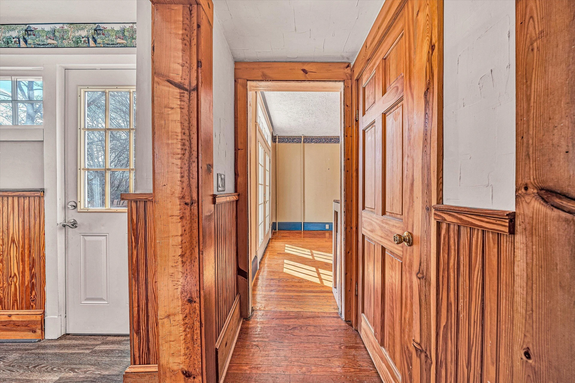 1844 Blenheim RD - Photo 16