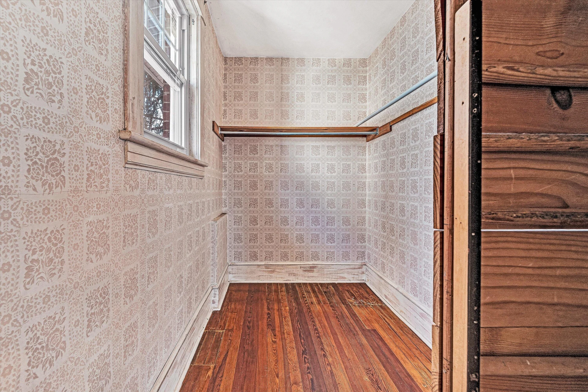 1844 Blenheim RD - Photo 24