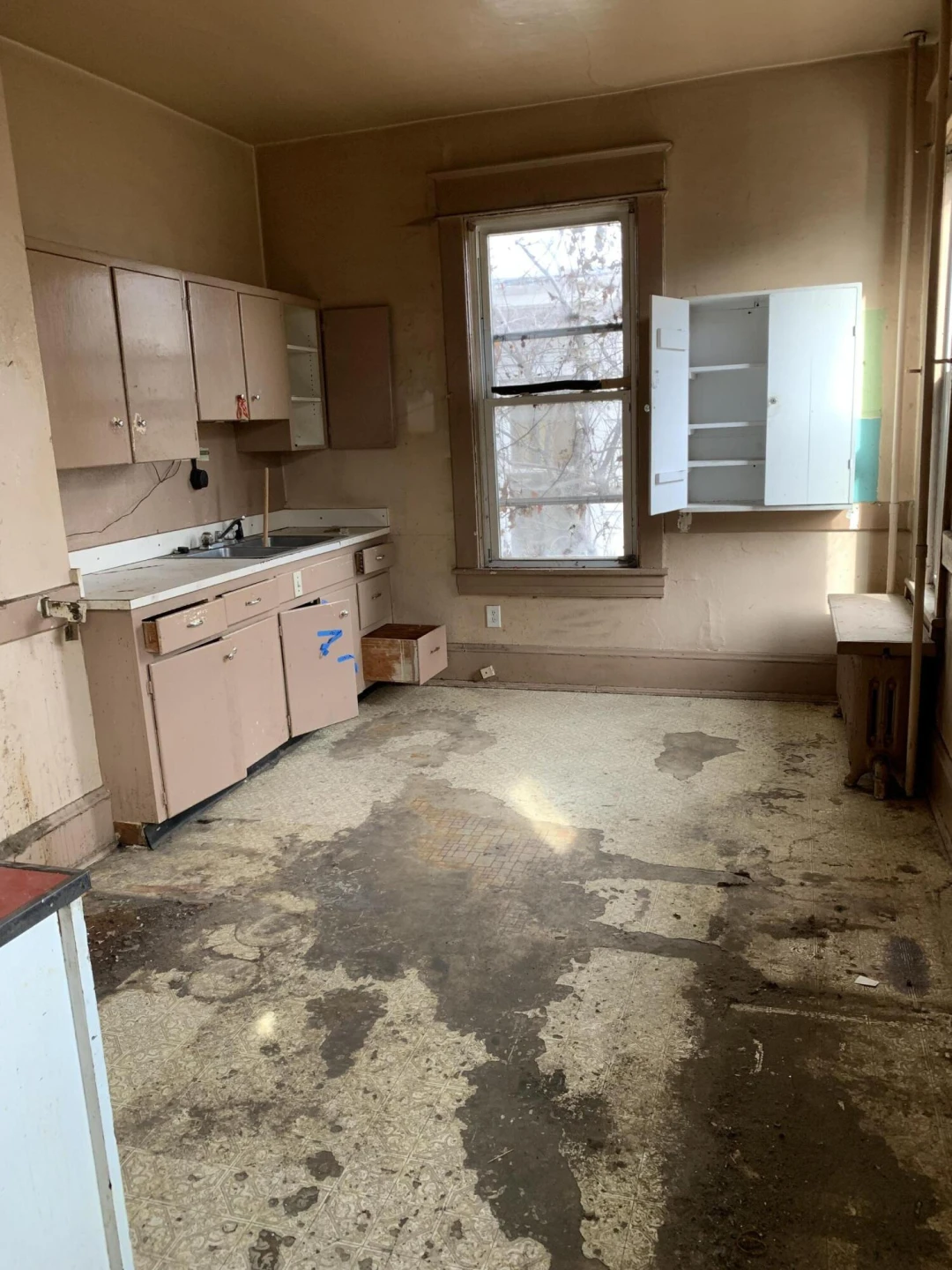 1338 Clarke AVE - Photo 16