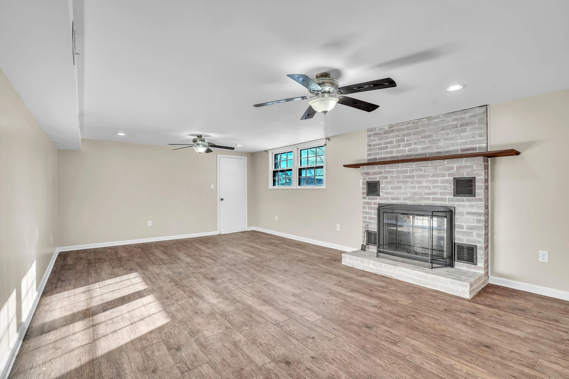 7923 Poor Mountain RD - Photo 30