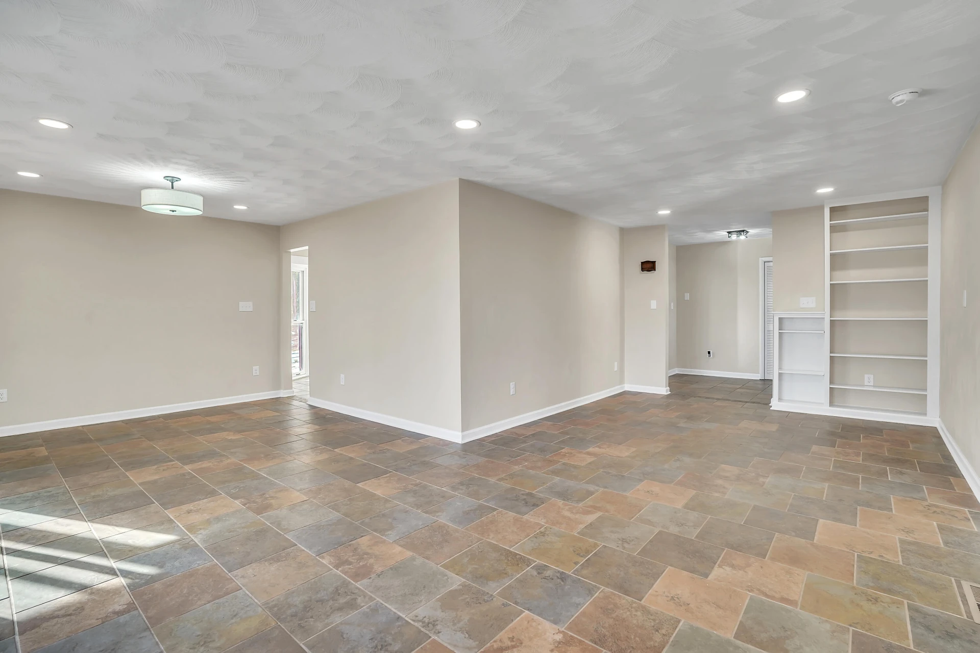 7923 Poor Mountain RD - Photo 5
