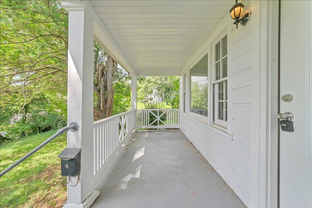 817 Hanover AVE - Photo 29