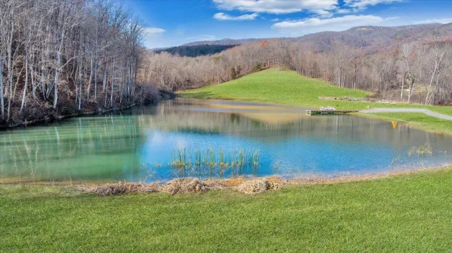 5841 Twine Hollow RD, Salem, VA, 24153