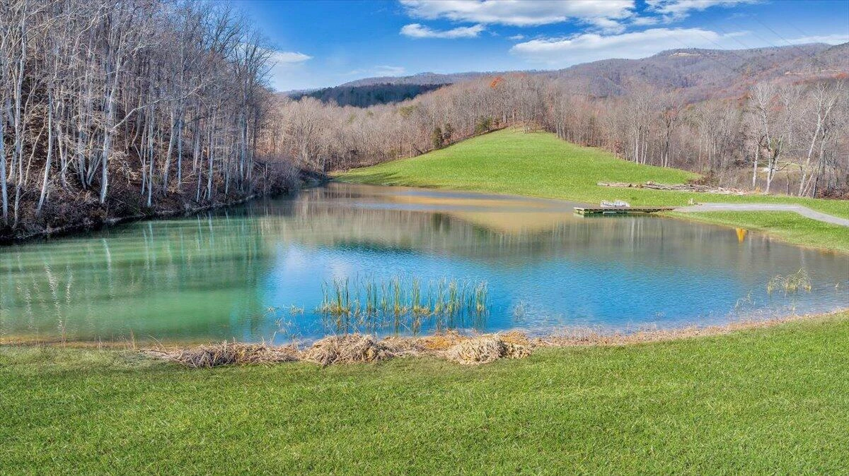5841 Twine Hollow RD