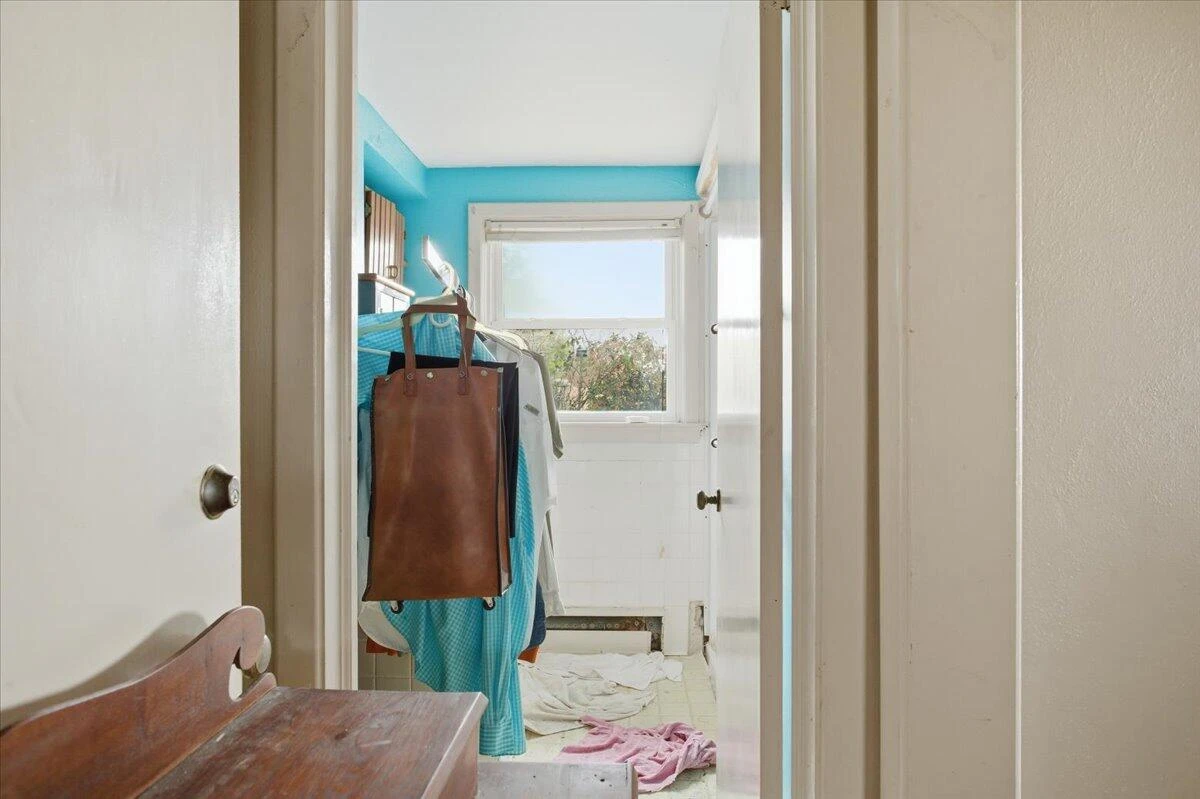 3636 Grandview AVE - Photo 11