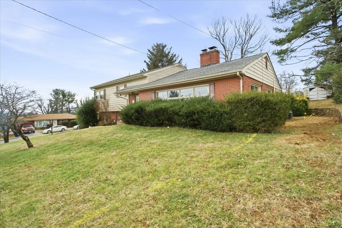 3636 Grandview AVE - Photo 23