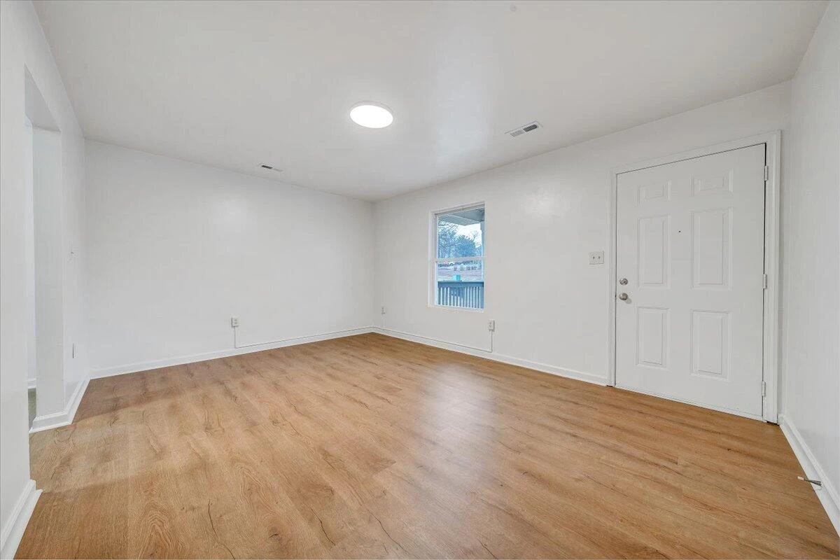 1208 Cleveland AVE - Photo 7