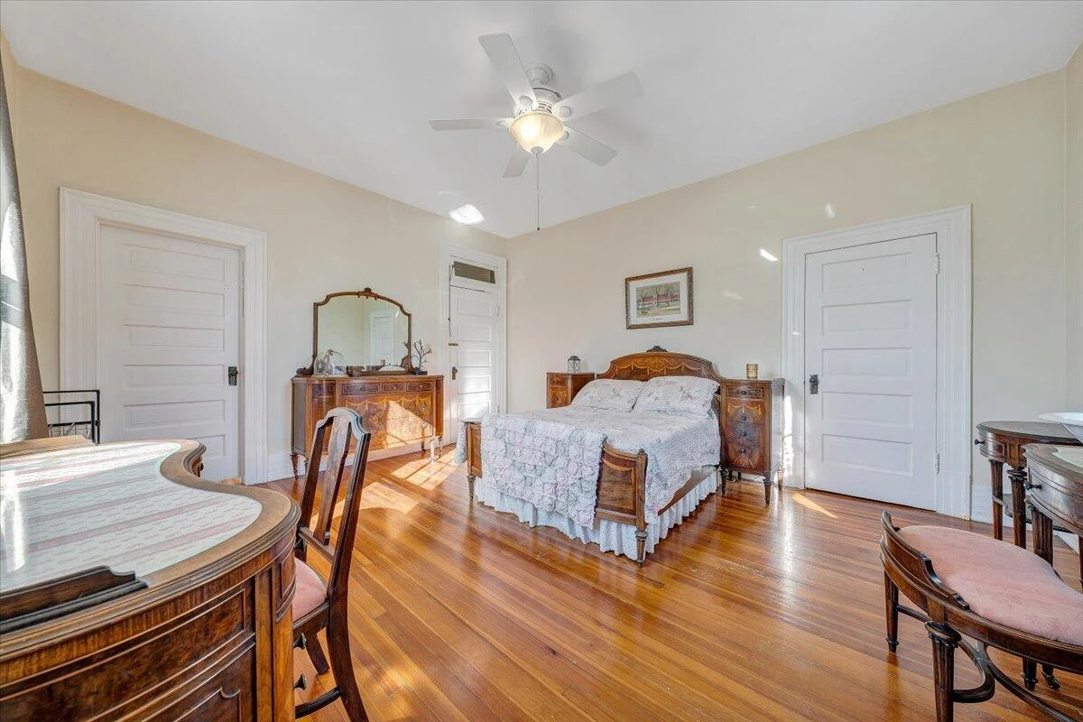 501 Roanoke BLVD - Photo 22