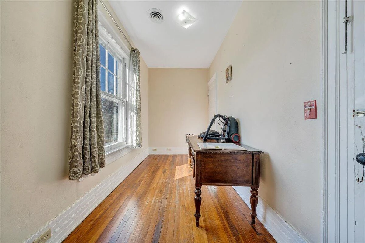 501 Roanoke BLVD - Photo 24