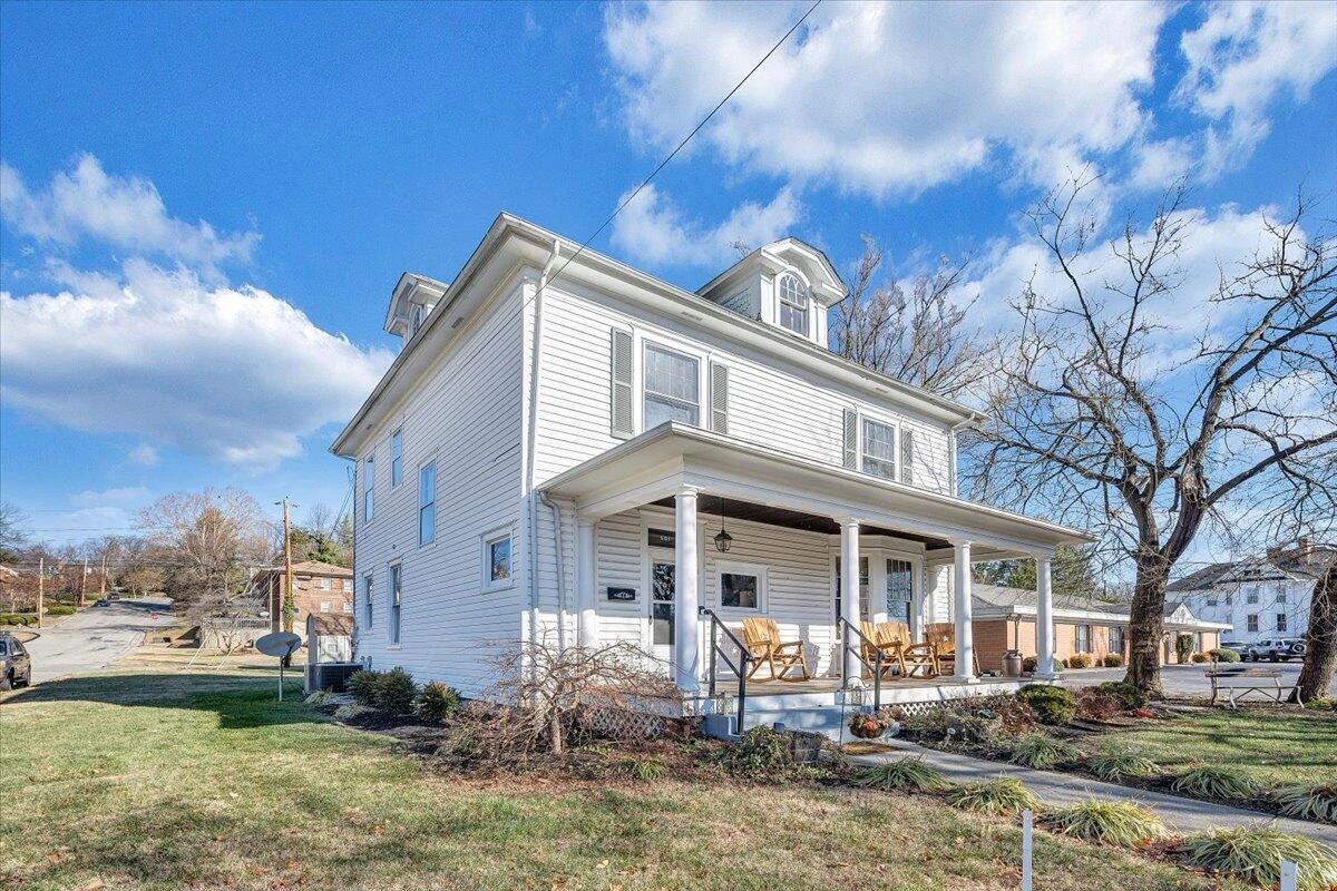 501 Roanoke BLVD - Photo 6