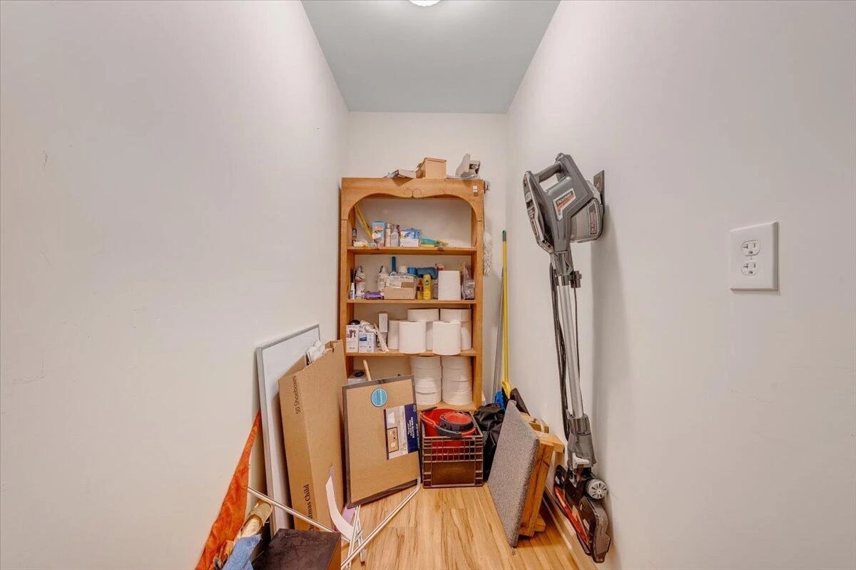 418 Beverly AVE - Photo 21