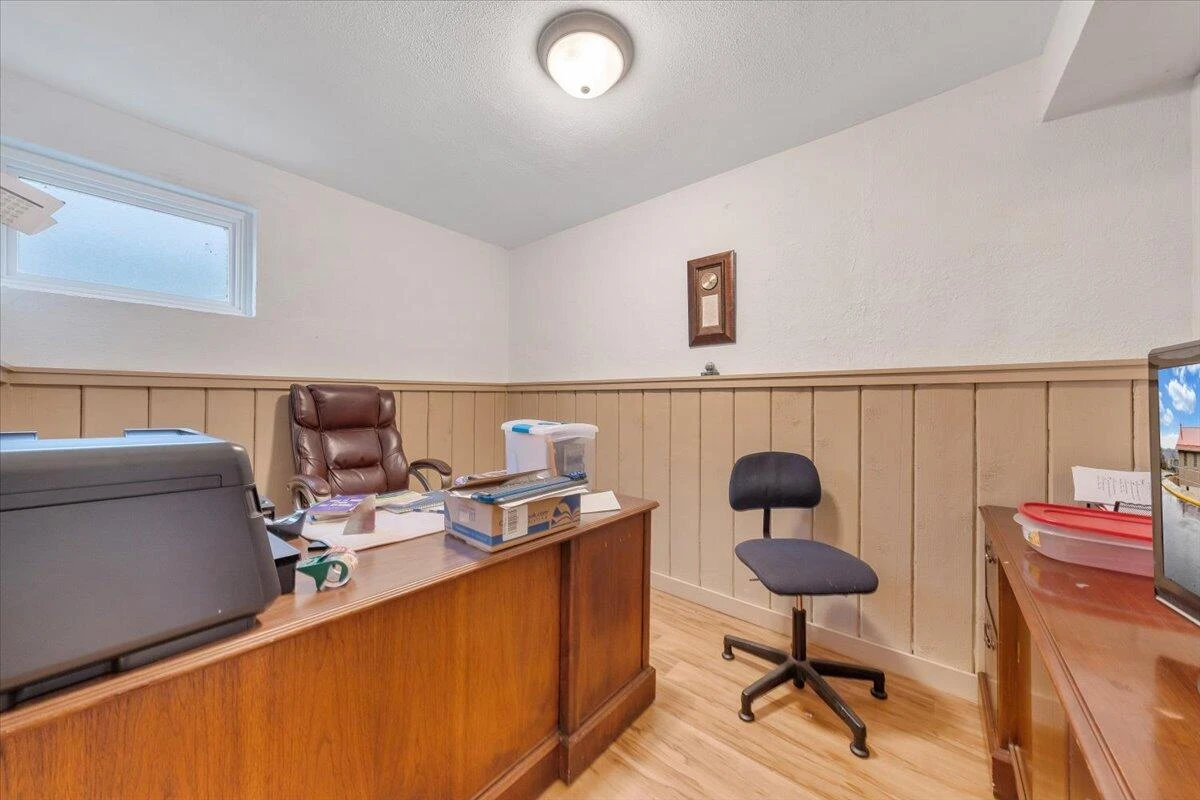 418 Beverly AVE - Photo 38