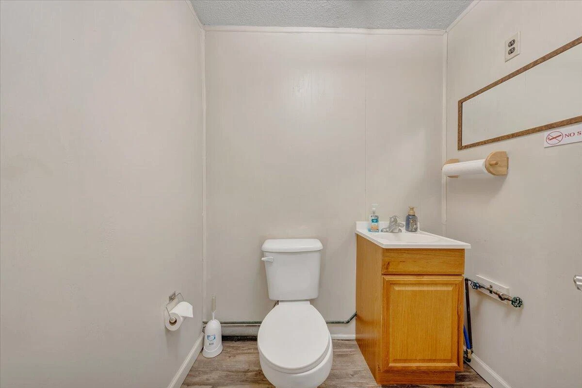 418 Beverly AVE - Photo 42