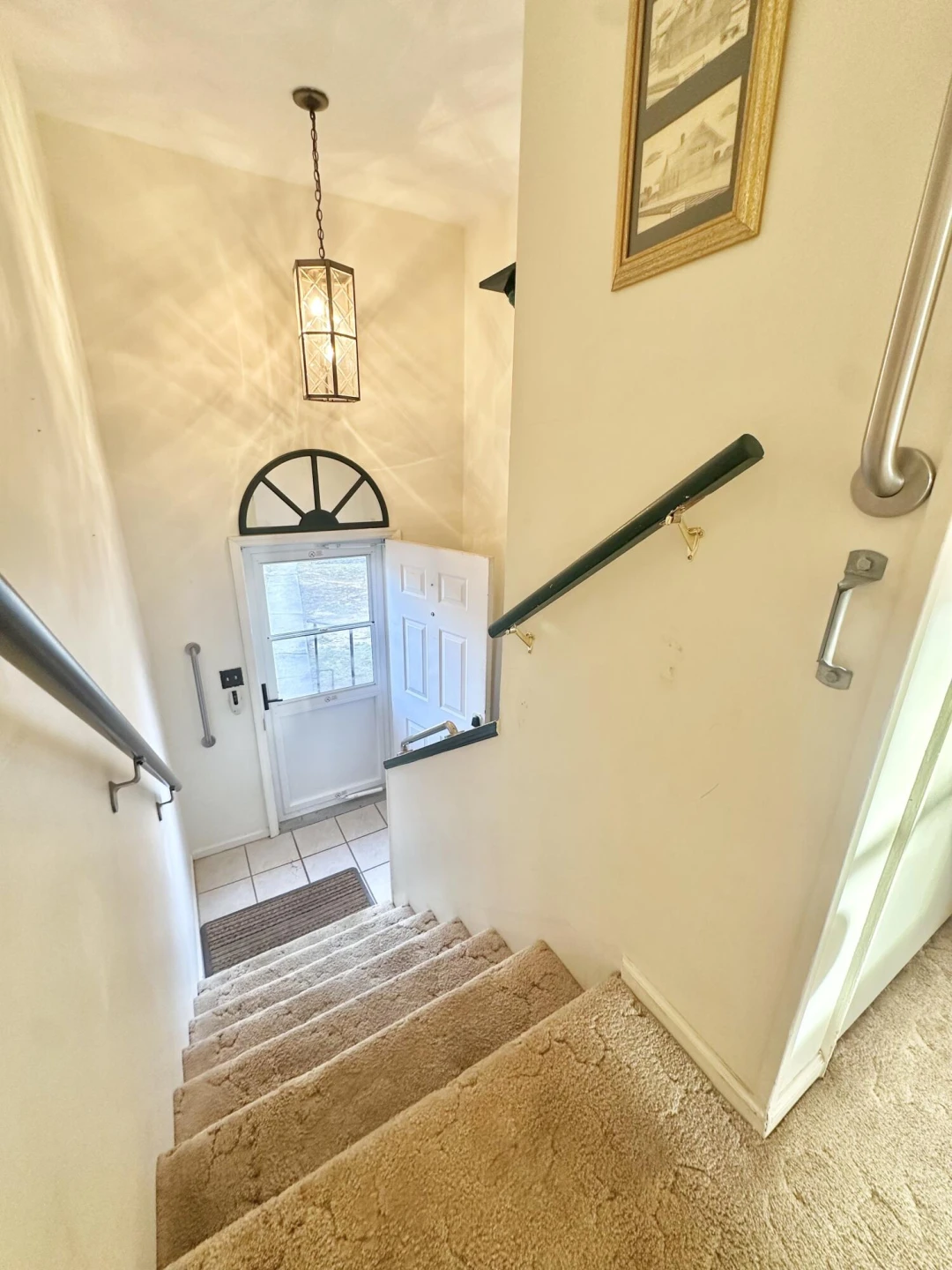 605 Chestnut ST - Photo 8