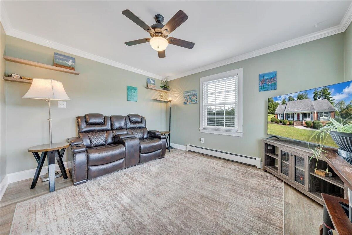 6807 Tinkerdale RD - Photo 10