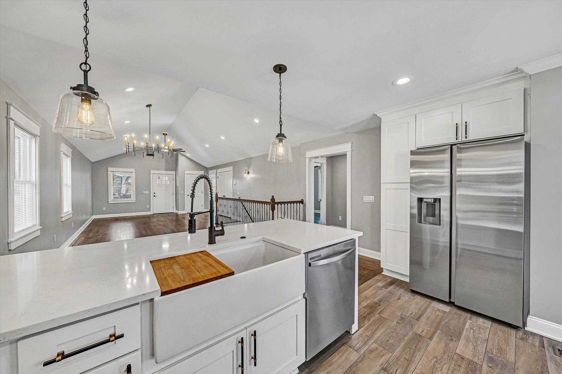1617 Eastgate AVE - Photo 12