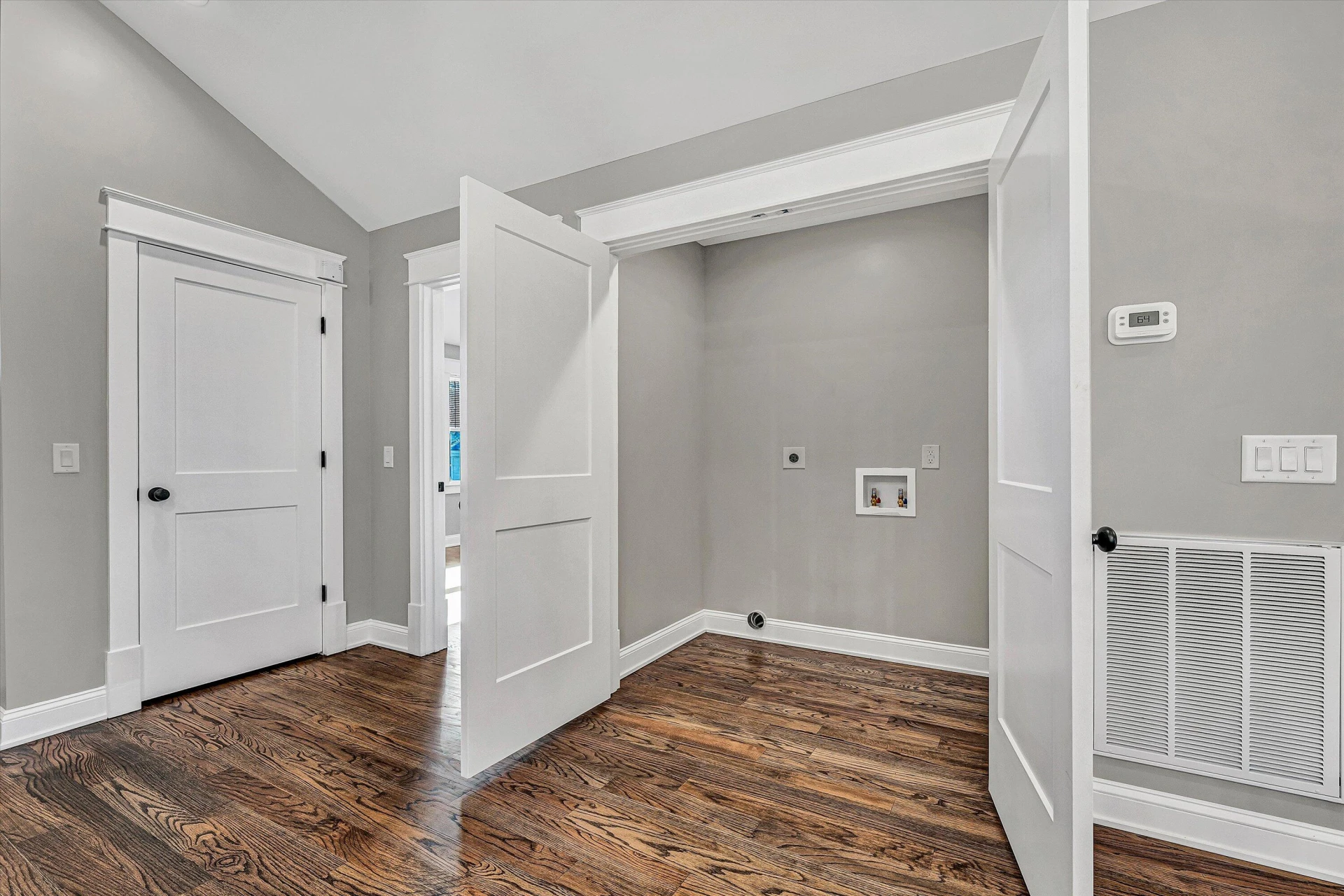 1617 Eastgate AVE - Photo 20