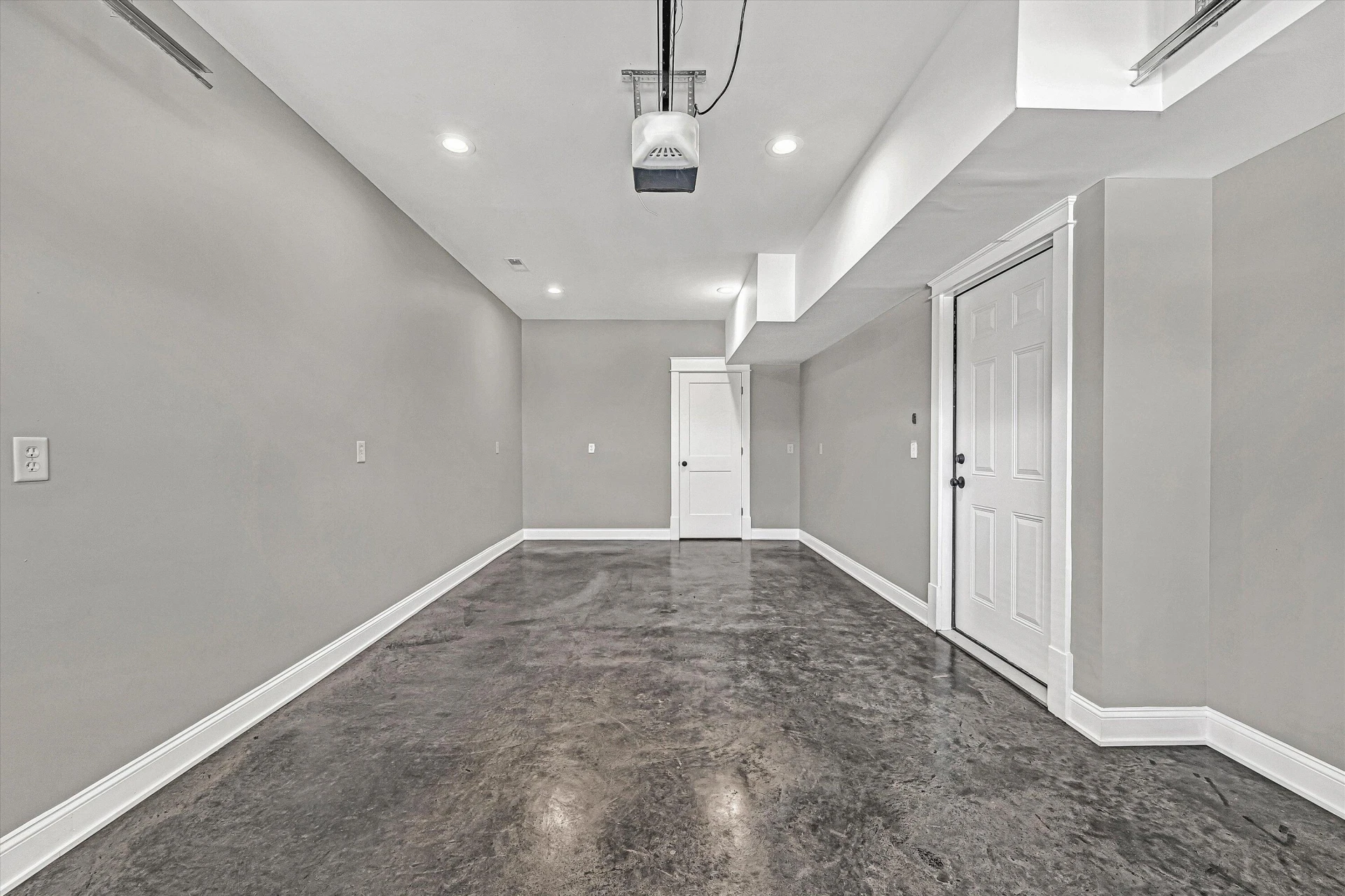 1617 Eastgate AVE - Photo 29
