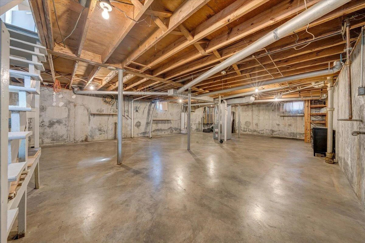 3651 TROUTLAND AVE - Photo 17
