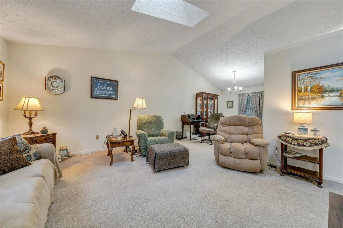 2720 Grandin RD - Photo 25