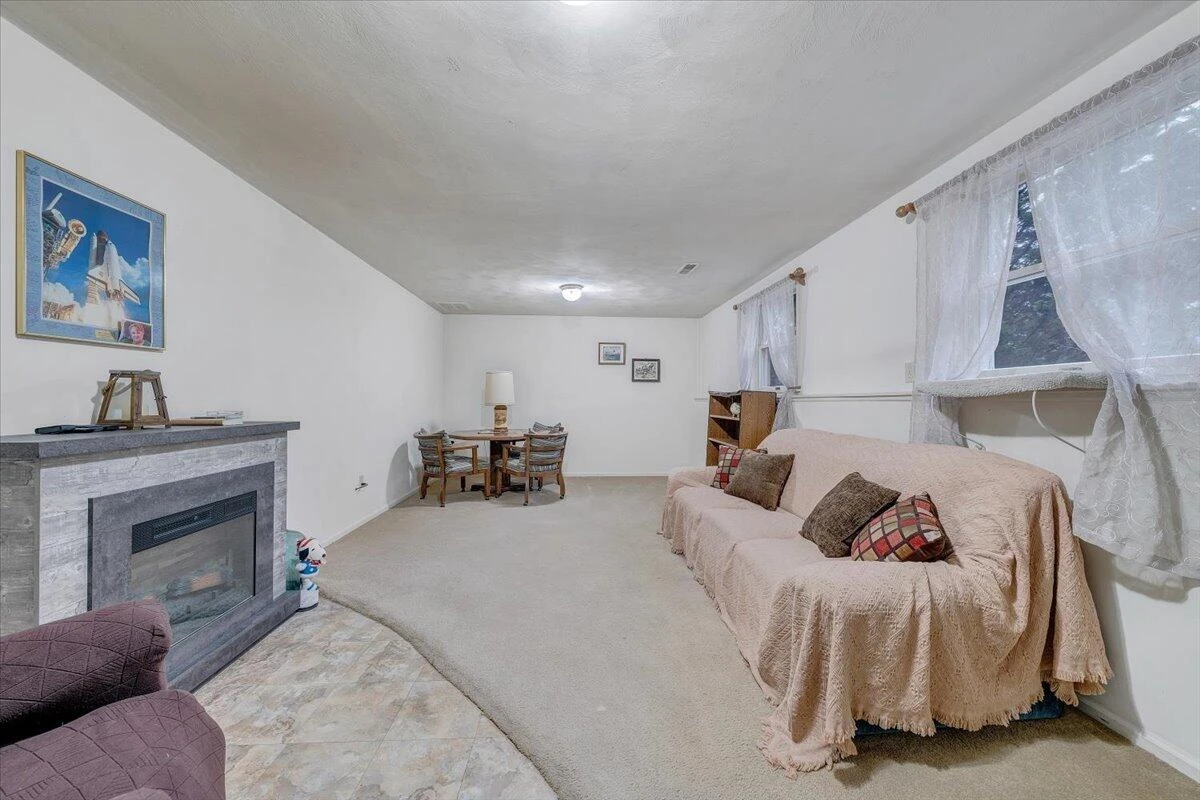 2720 Grandin RD - Photo 47