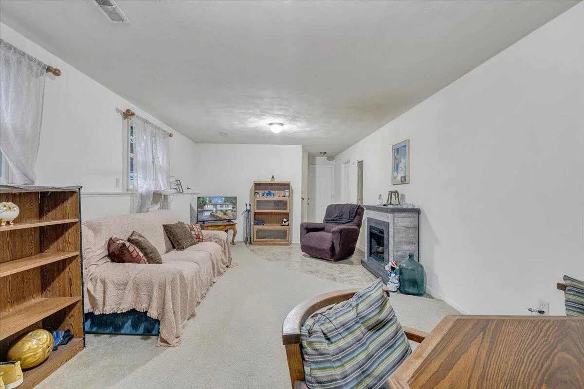 2720 Grandin RD - Photo 49