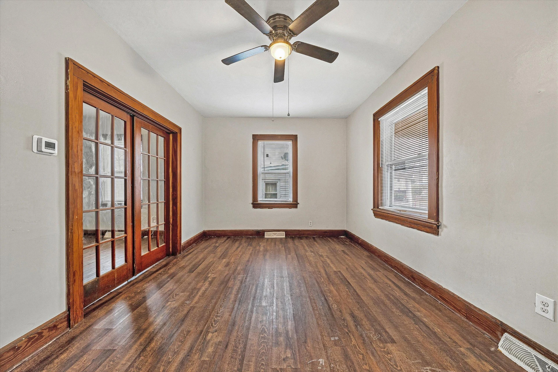 919 Dale AVE - Photo 4