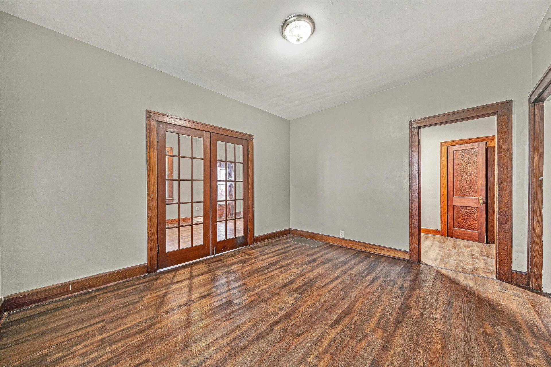 919 Dale AVE - Photo 6
