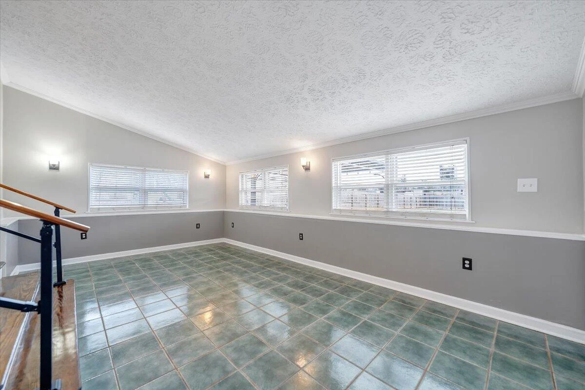 4713 Delray ST - Photo 29