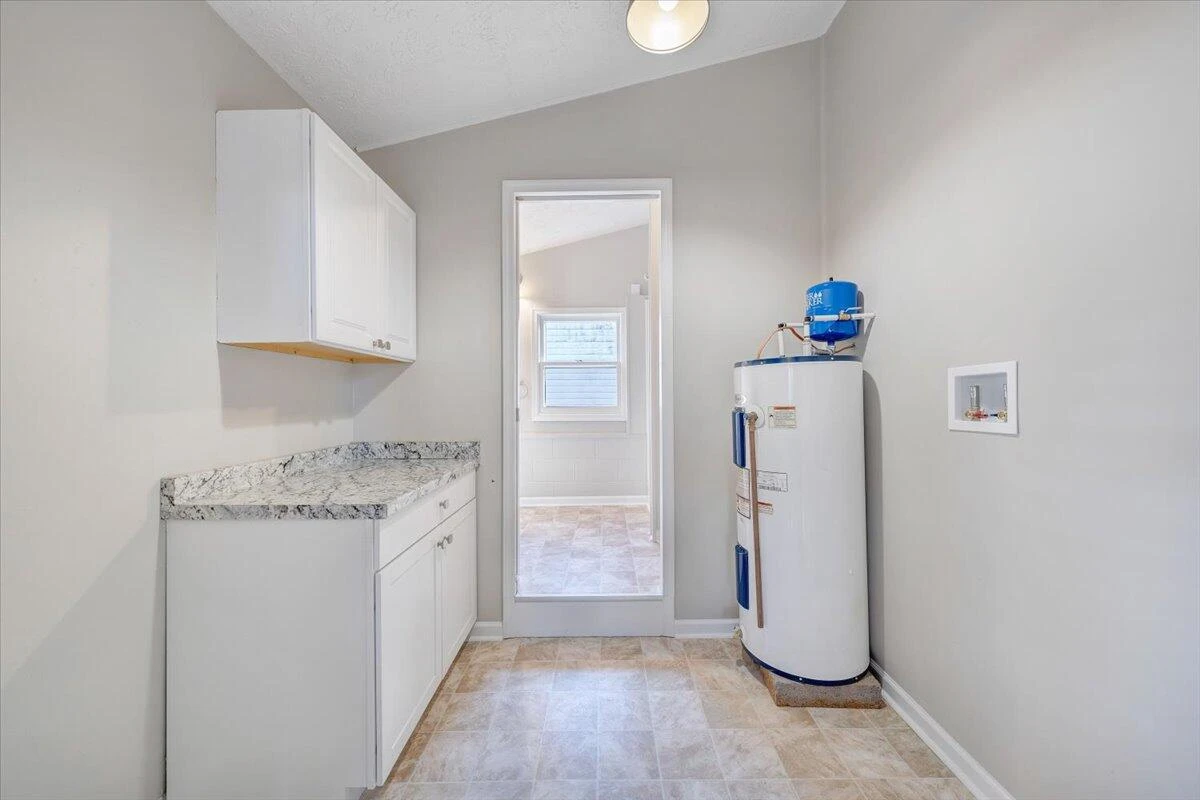 4713 Delray ST - Photo 35