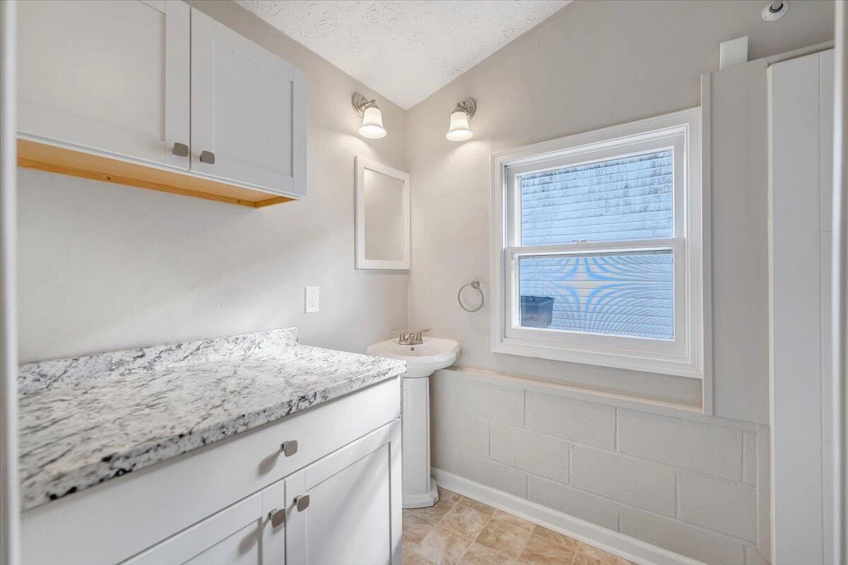 4713 Delray ST - Photo 37