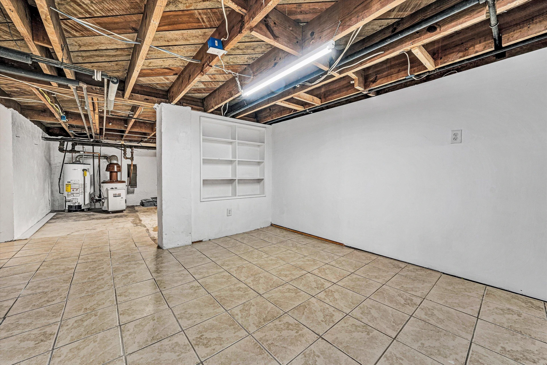 2705 Wycliffe AVE - Photo 43