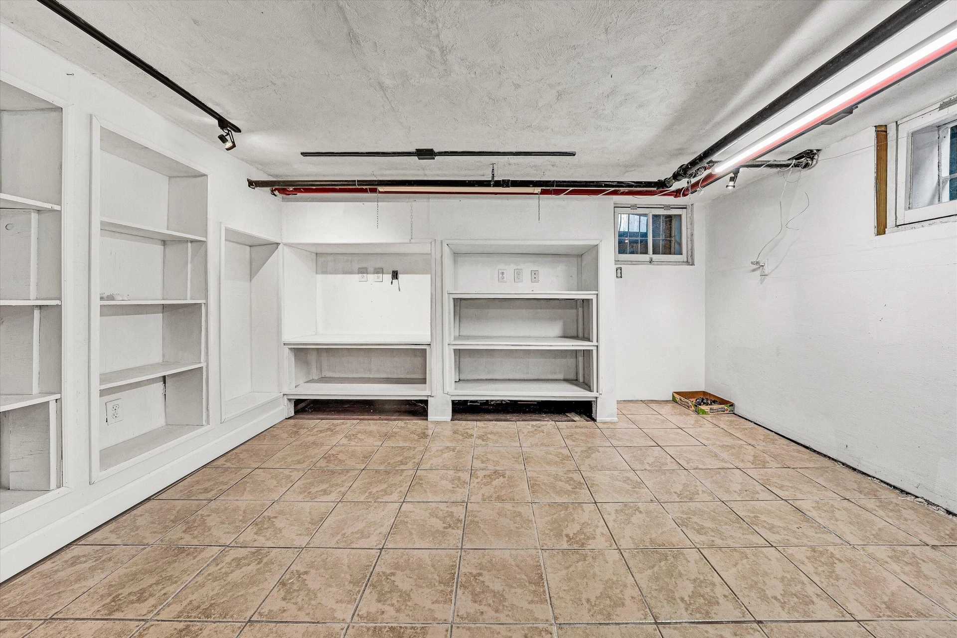 2705 Wycliffe AVE - Photo 47