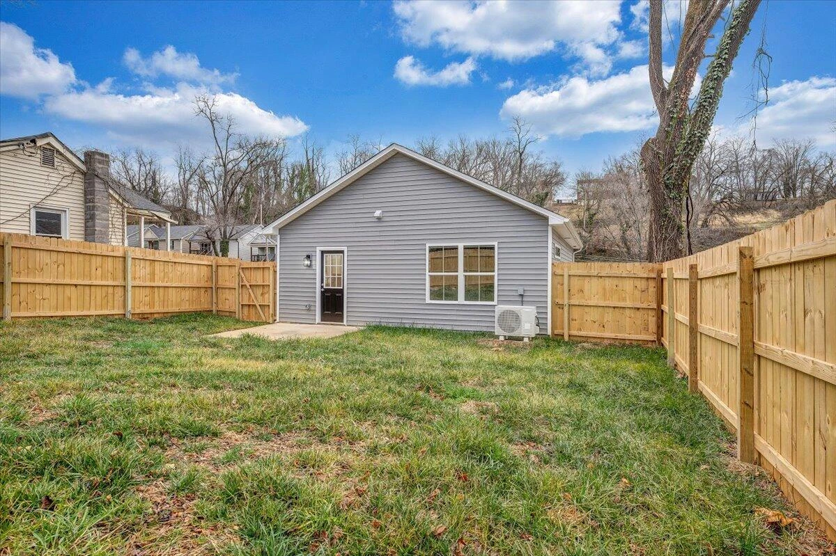 1424 Varnell AVE - Photo 23